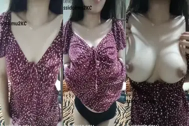 Mahasiswi Cantik Pasrah Goyang Kasur Hotel